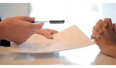 大胜达：实控人、董事长方能斌解除留置