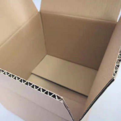快递打包搬家货运纸箱定做印刷 包装纸箱批发特硬纸箱定制图4