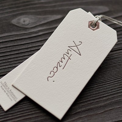 高档服装吊牌定 做衣服内衣吊牌特种纸男女童装吊牌纸卡挂牌定 制图2