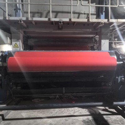 厂家直供可定制出口级红色染色餐巾原纸生活用纸原纸