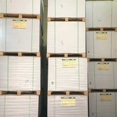 厂家直接供应服装内衬板纸 T恤衬板纸 双面白250克白卡纸衬衣板纸图5