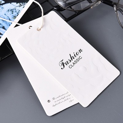 纹理纸服装吊牌设计简约文艺女装挂牌标签衣服店吊卡牌子挂牌