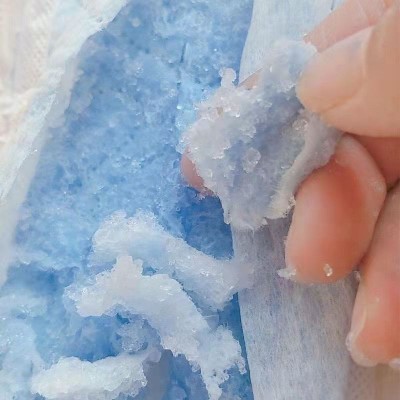 源头工厂卫生巾整箱批发310干爽网面护垫轻薄透气夜用少女姨妈巾图3