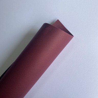 厂家直供酒红卡纸110g 250g 300g 喜糖盒纸喜庆用品包装纸图4