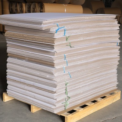 白色牛皮瓦楞纸地板保护家具包装两层瓦楞纸卷物流打包纸坑纸批发图4