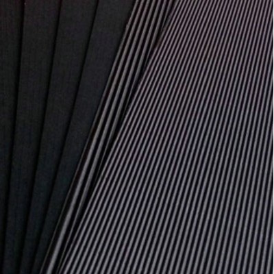 厂家供应黑色E型瓦楞纸板物流包装纸板多种规格二层三层瓦楞纸板