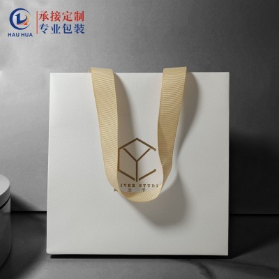外贸特种纸手提纸袋定做烫金礼品袋定制压纹品牌珠宝首饰礼物袋图4