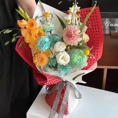 多巴胺洞洞纸花店防水加厚纸否华纸七夕情人节鲜花包装纸镂空花束图4