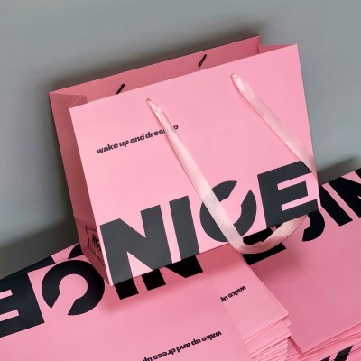 网红礼品袋纸袋高级感现货批发定制包装袋子购物男装服装 店手提袋图5