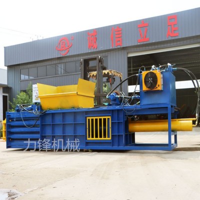 废纸箱纸盒压缩打包机 秸秆牧草打捆机 半自动卧式打包机图4