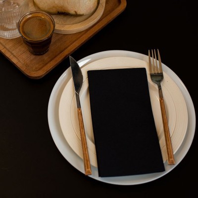 跨境热卖彩色无尘纸餐巾纸可印Logo 红色黑色口布巾餐厅纸巾定制图4