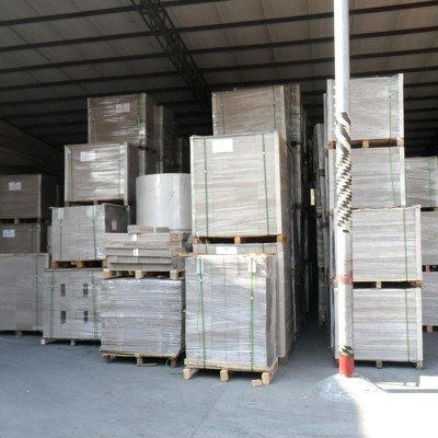 现货灰板纸厂家直销1.8mm 灰卡纸硬纸板小孩做画用双灰纸板A3图2