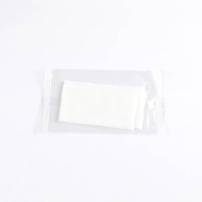 单片透明包装湿巾一次性纸巾 外卖赠品湿纸巾可加logo 单片纸巾图3