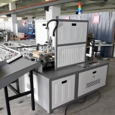 高品质一次性卷边纸汉堡餐盒成型机械设备高速稳定厂家直销