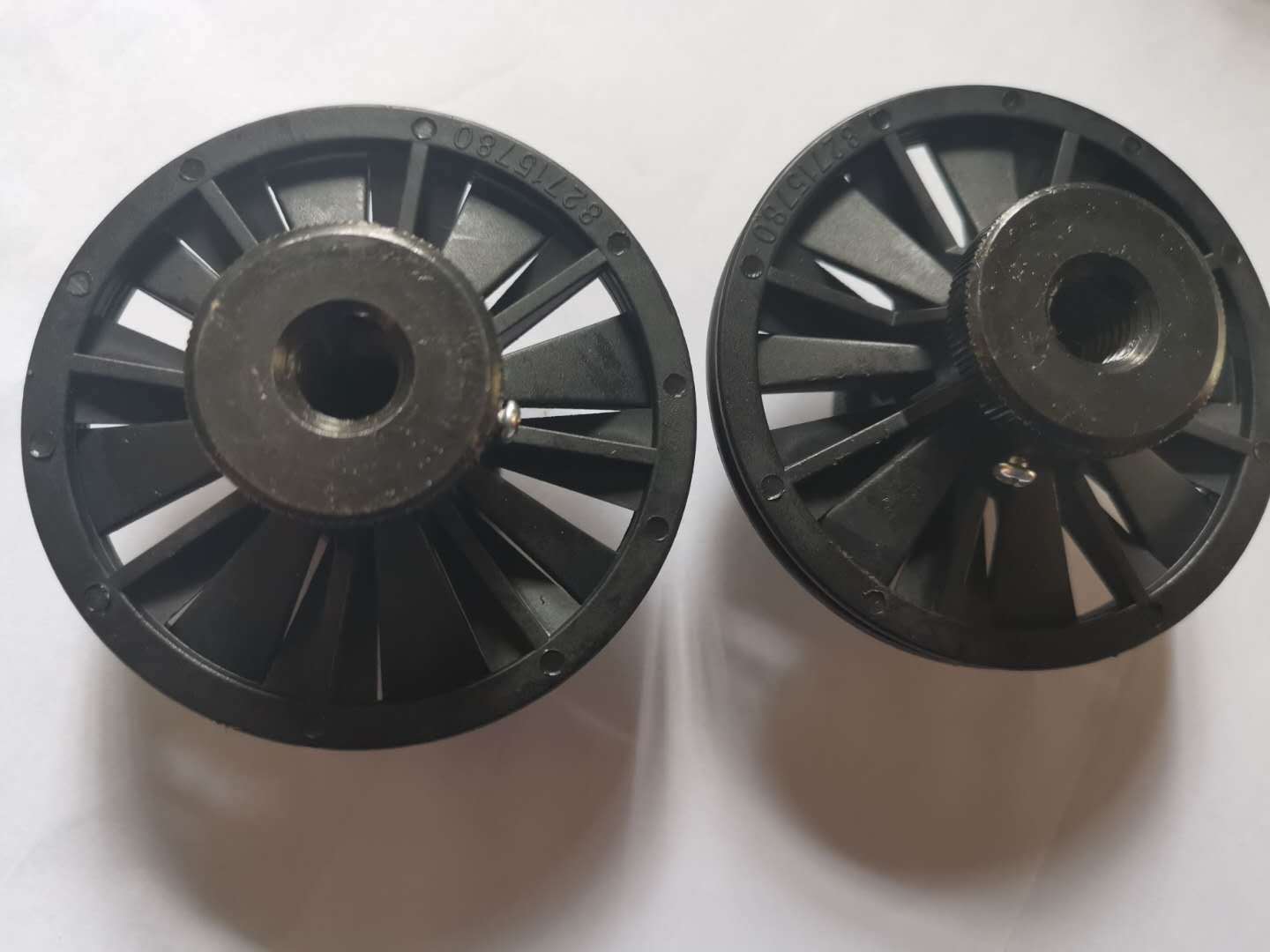 万利达锁边伞轮4