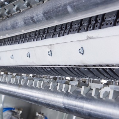 厂家直销无纺布折叠机 大型机械设备 棉柔巾折叠机 纸加工机器图5