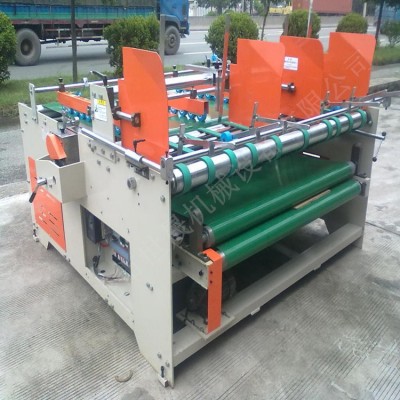 纸箱机械厂家供应小型纸箱设备糊盒机半自动粘箱机压合式糊盒机图3