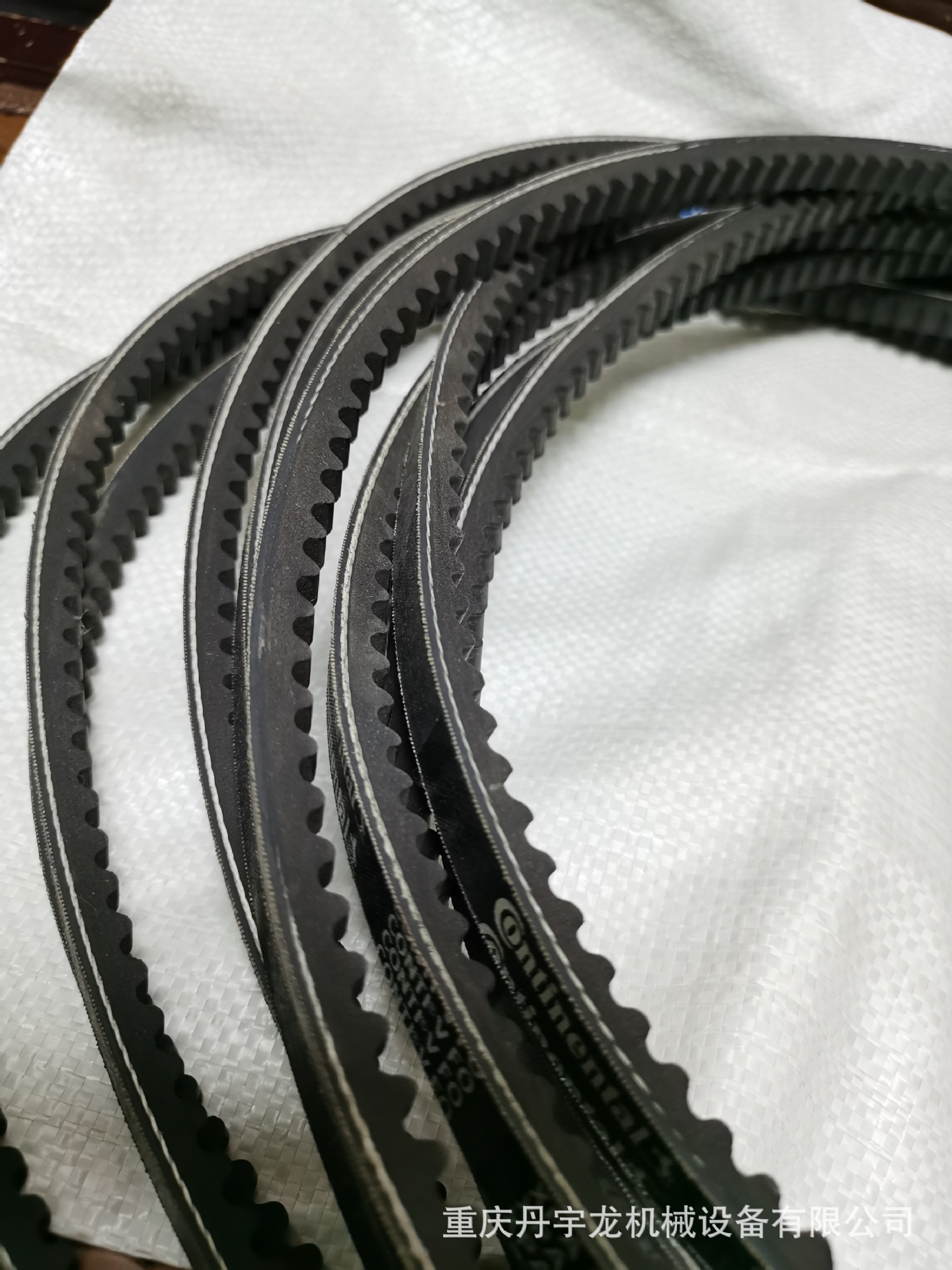 dbc310efeaf2becf6934bc6128ac9d