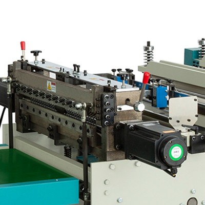 厂家定制YA-600型双通道底封机PE膜包装淋膜纸袋自动底封裁剪设备图4