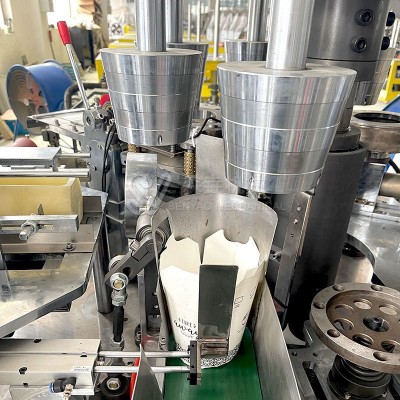 纸碗机一次性圆底方盒成型机超声波方口外卖餐碗制造机外卖专用图2