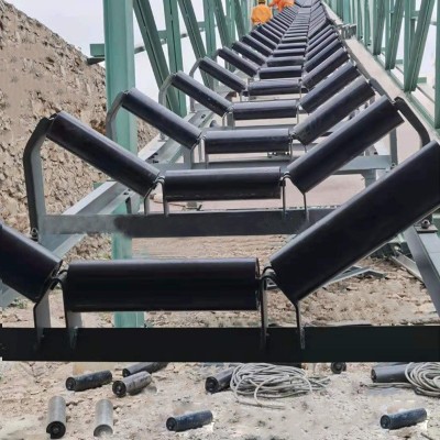 移动升降式皮带输送矿业石料用输送机大倾角尼龙皮带输送机输送带图5