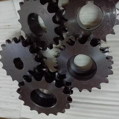 移载机链轮，双排17齿主动轮，从动轮内孔17内孔20，皮带线铝轮现图2